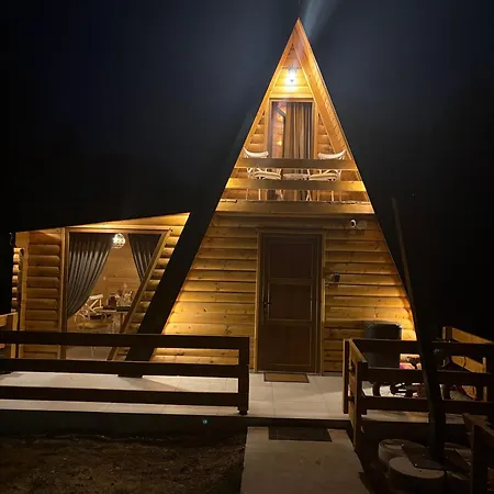 Wooden House Sapat Sela * Podgorica