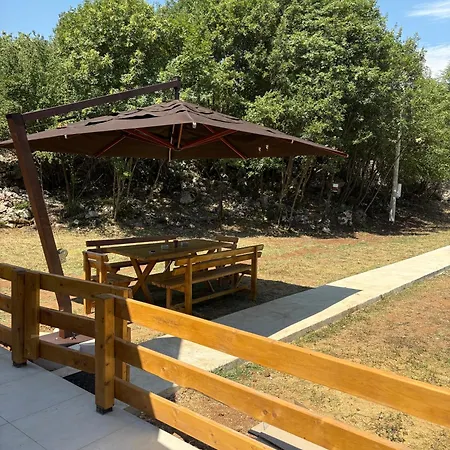 Wooden House Sapat Sela Apartamento *