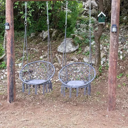 Sapat Sela Private Forest Near פודגוריצה