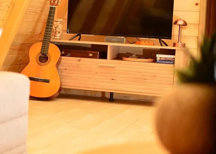 Διαμέρισμα Wooden House Sapat Sela Ποντγορίτσα