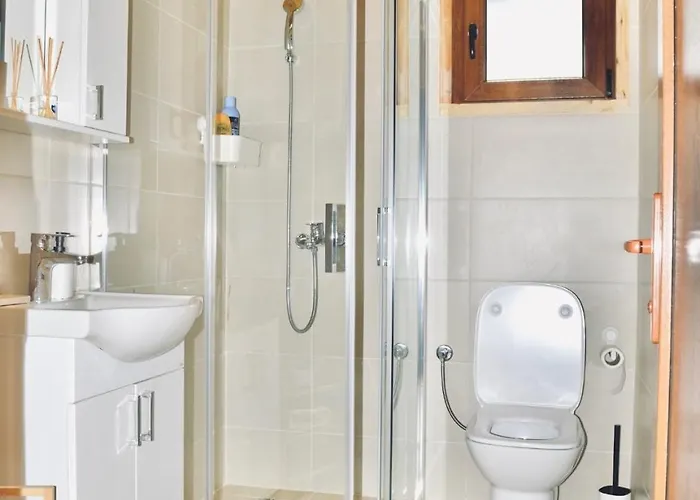 Wooden House Sapat Sela Διαμέρισμα